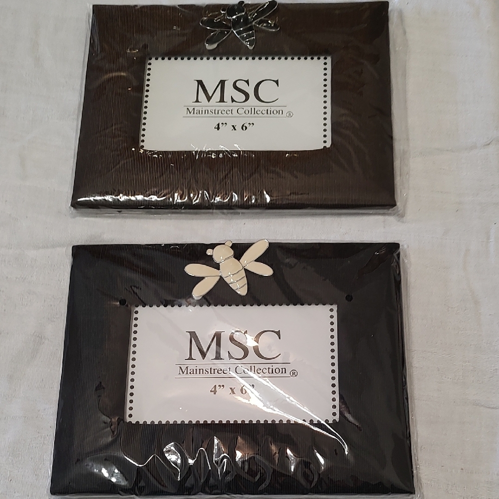 Two NWT Mainstreet Collection Picture Frames